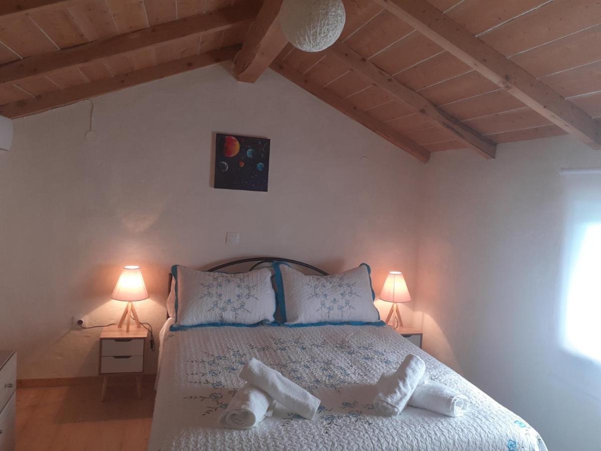 White Manolia Cottage Kato Korakiana ภายนอก รูปภาพ